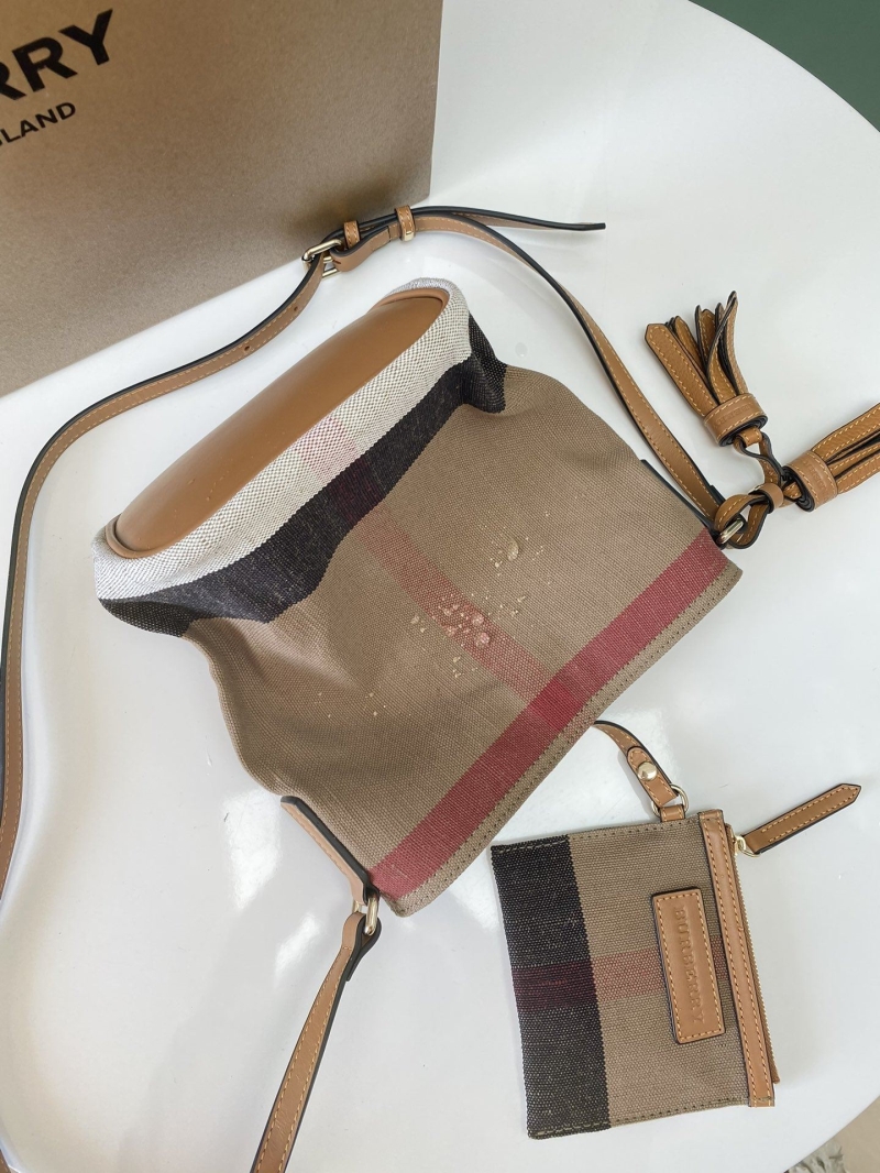 Bv*b*rry hobo bags